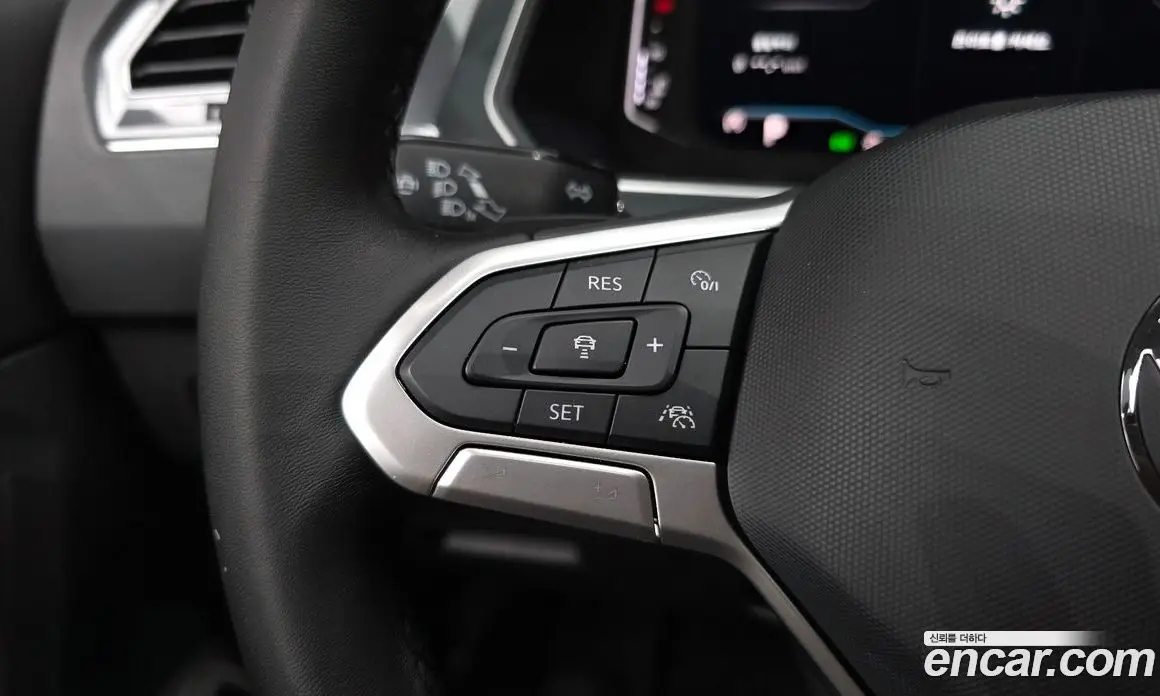 Volkswagen Tiguan 2023 2.0 автомат (гидро), фото 34