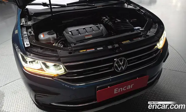 Volkswagen Tiguan 2023 2.0 автомат (гидро), миниатюра 6