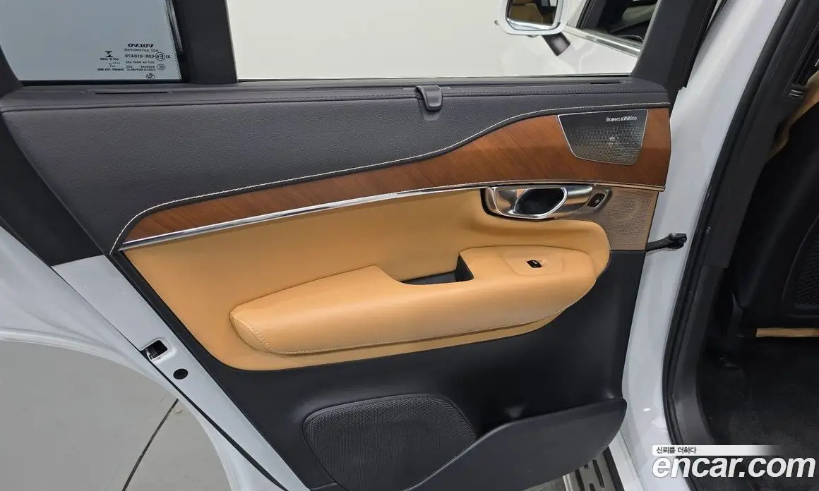 Volvo XC90 2017 2.0 автомат (гидро), фото 15