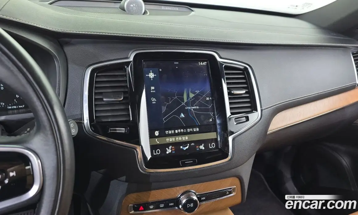 Volvo XC90 2017 2.0 автомат (гидро), фото 18