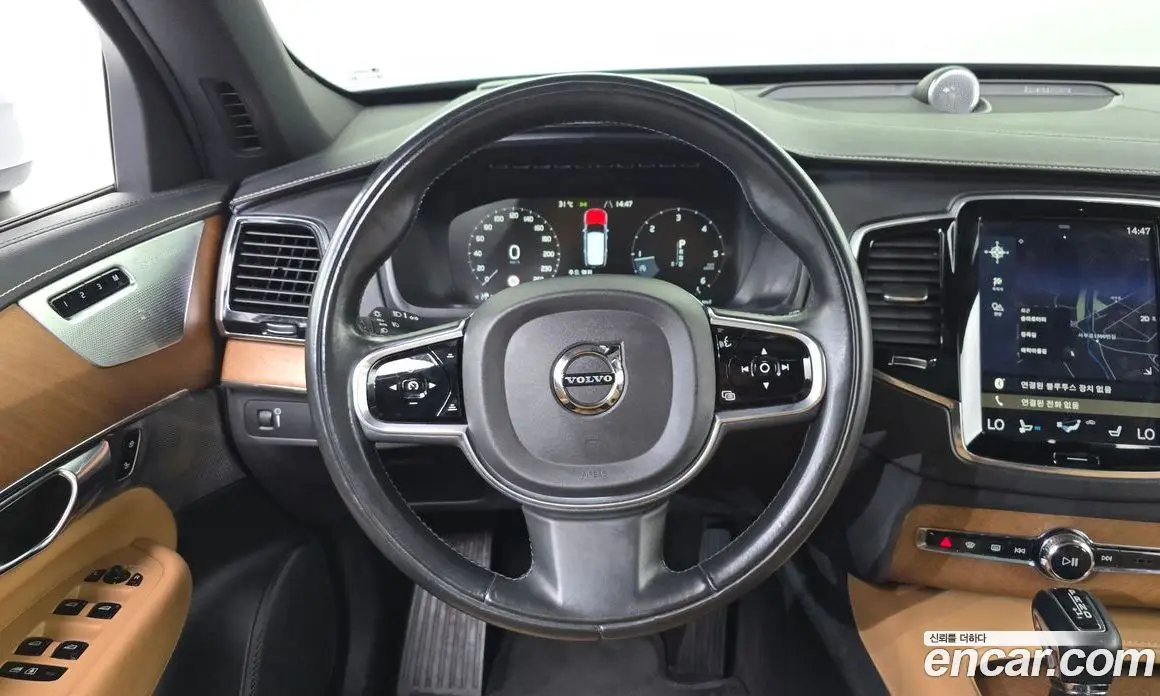 Volvo XC90 2017 2.0 автомат (гидро), фото 19