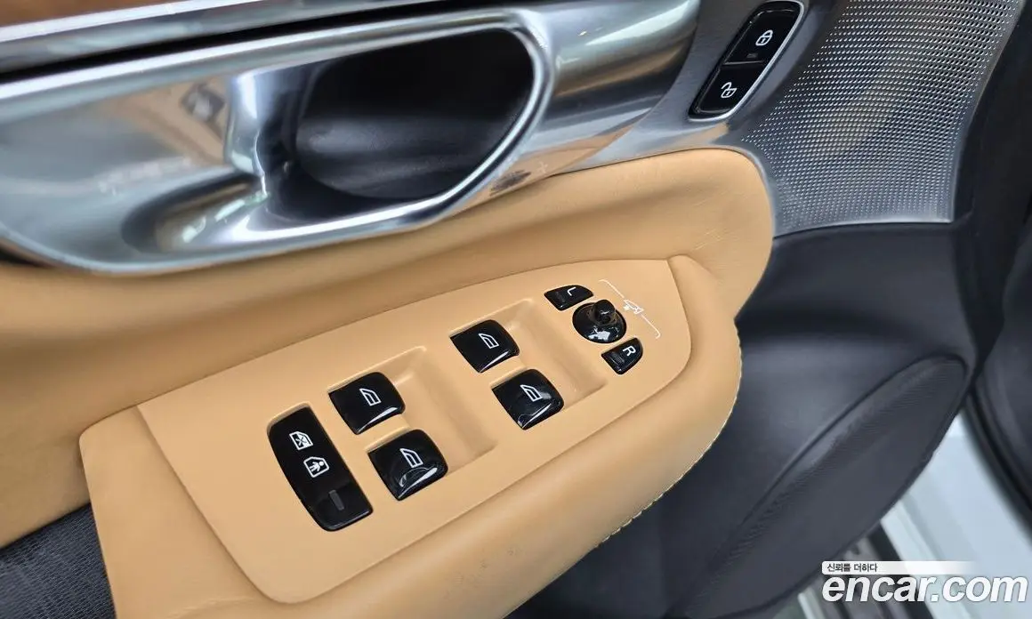 Volvo XC90 2017 2.0 автомат (гидро), фото 28