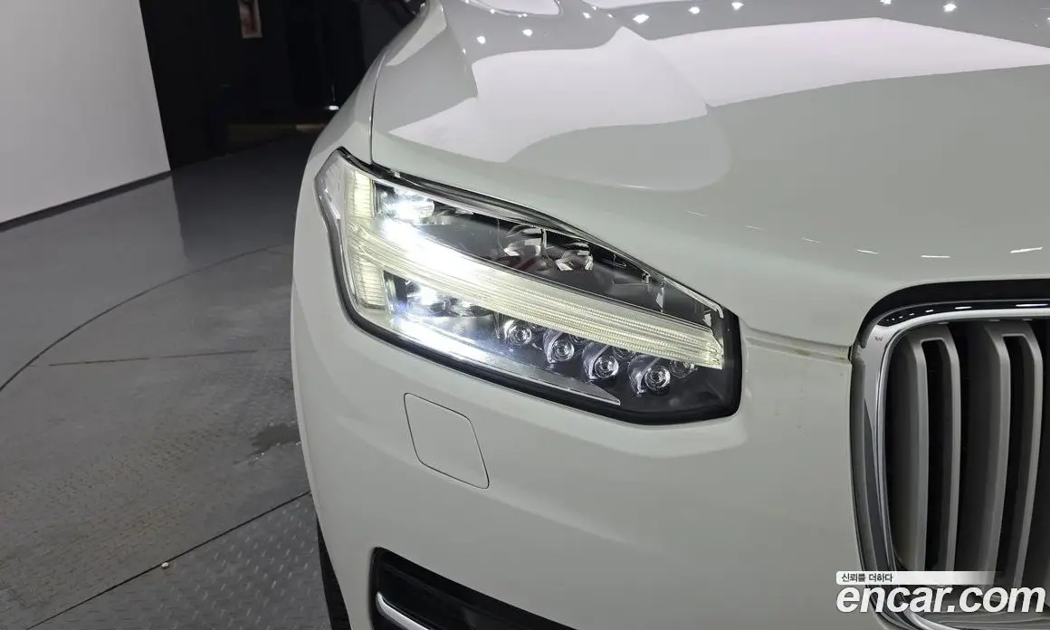 Volvo XC90 2017 2.0 автомат (гидро), фото 8