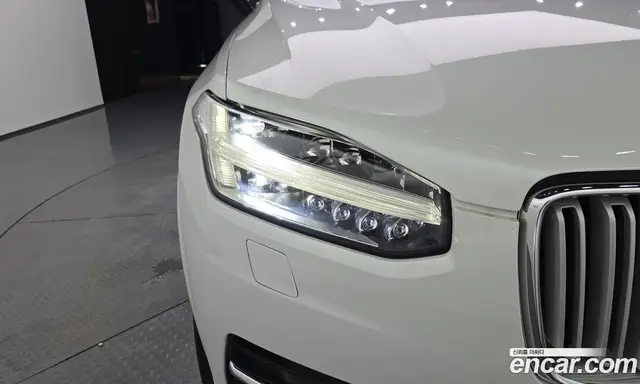Volvo XC90 2017 2.0 автомат (гидро), миниатюра 8