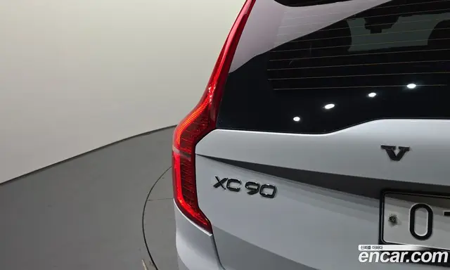 Volvo XC90 2017 2.0 автомат (гидро), миниатюра 9