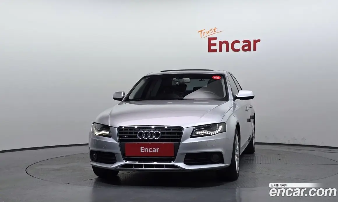 Audi A4 2010 2.0 автомат (гидро), фото 3