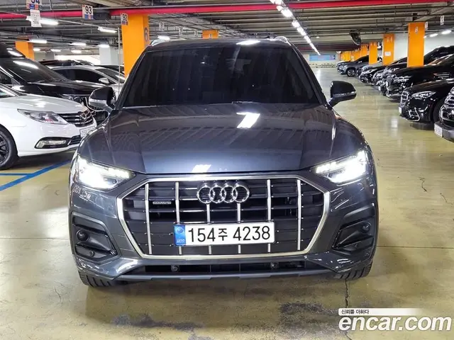 Audi Q5 2023 2.0 автомат (гидро), миниатюра 1