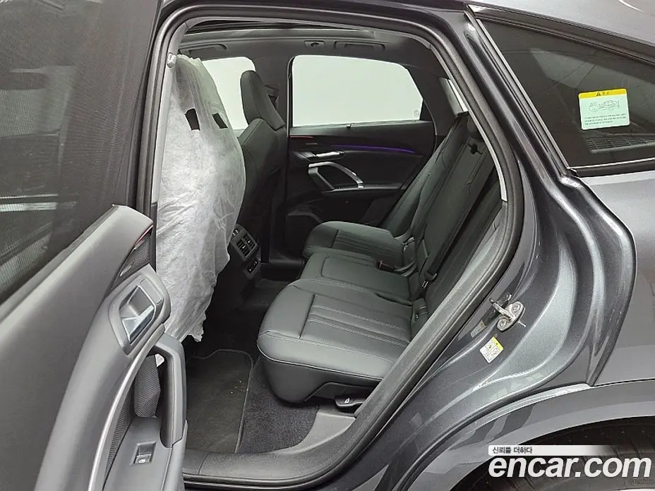 Audi Q5 2025 2.0 автомат (гидро), фото 14