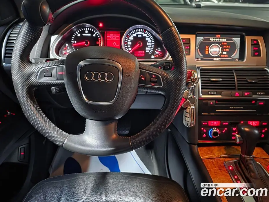 Audi Q7 2011 3.0 автомат (гидро), фото 11