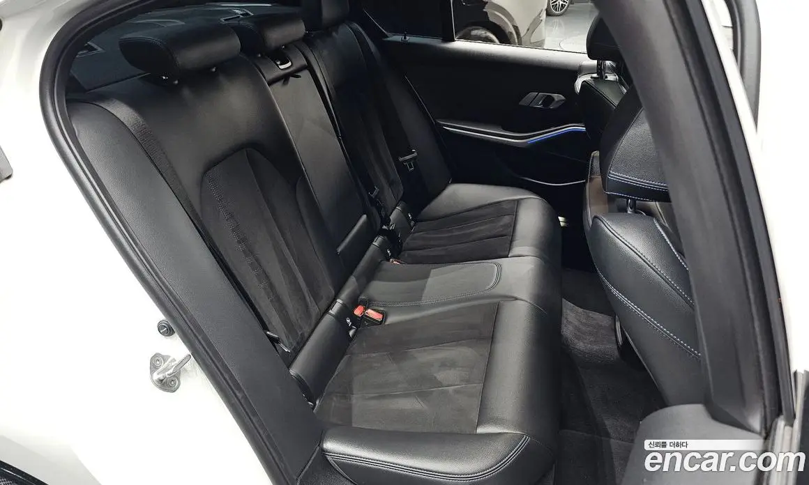 BMW 3 серия 2021 2.0 автомат (гидро), фото 17