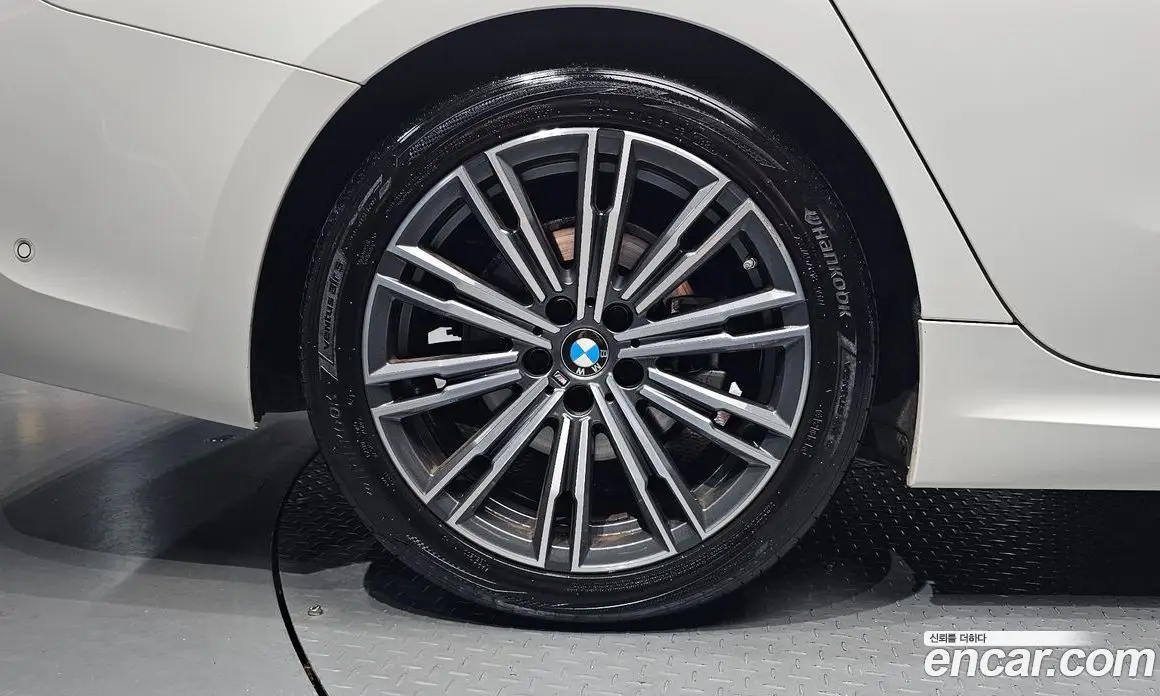 BMW 3 серия 2021 2.0 автомат (гидро), фото 4