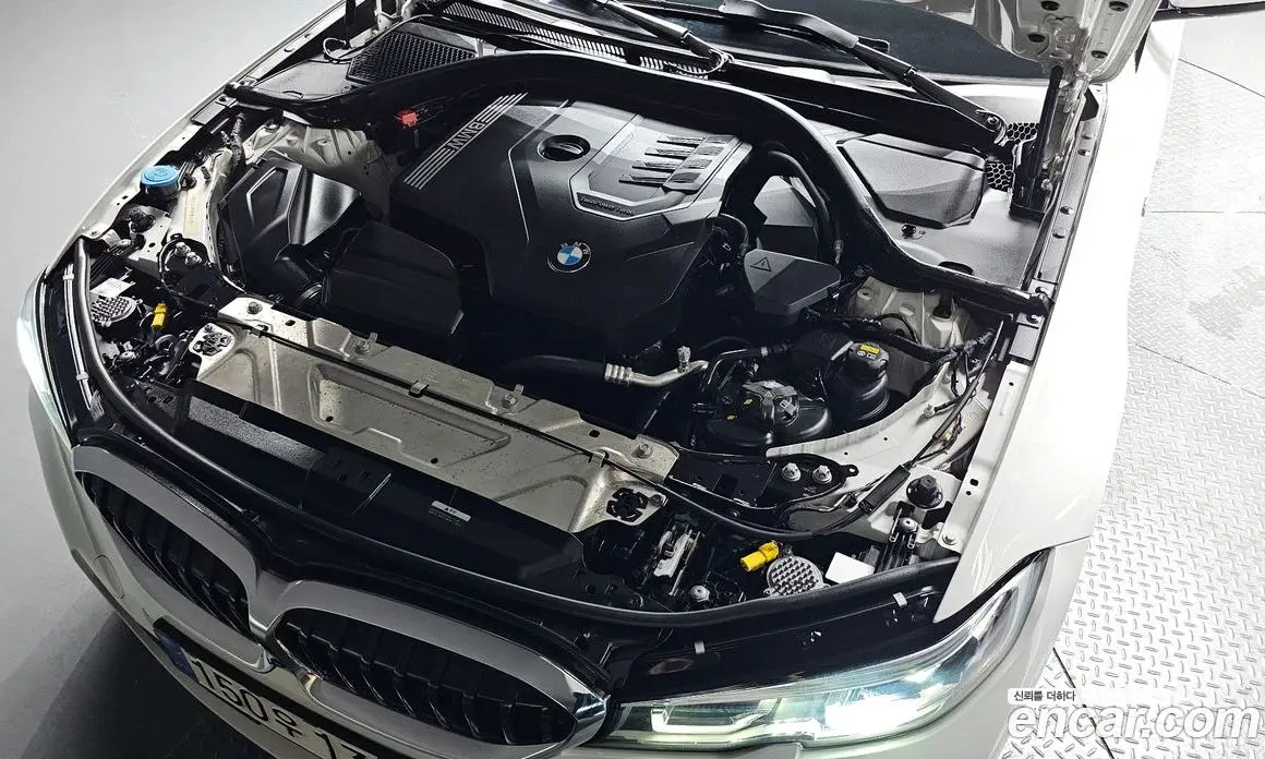 BMW 3 серия 2021 2.0 автомат (гидро), фото 5