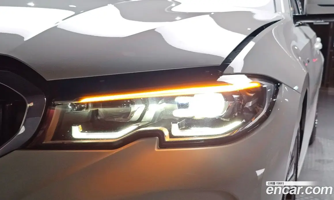 BMW 3 серия 2021 2.0 автомат (гидро), фото 7