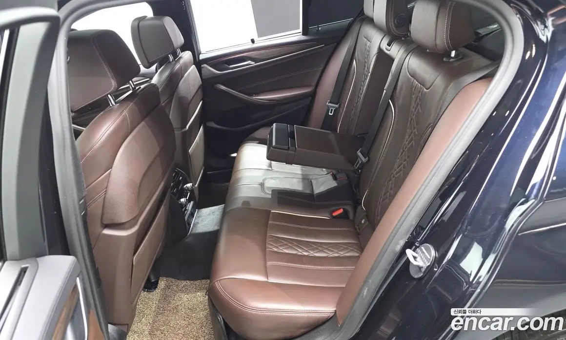BMW 5 серия 2017 2.0 автомат (гидро), фото 18