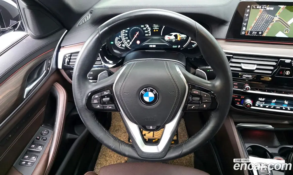 BMW 5 серия 2017 2.0 автомат (гидро), фото 20