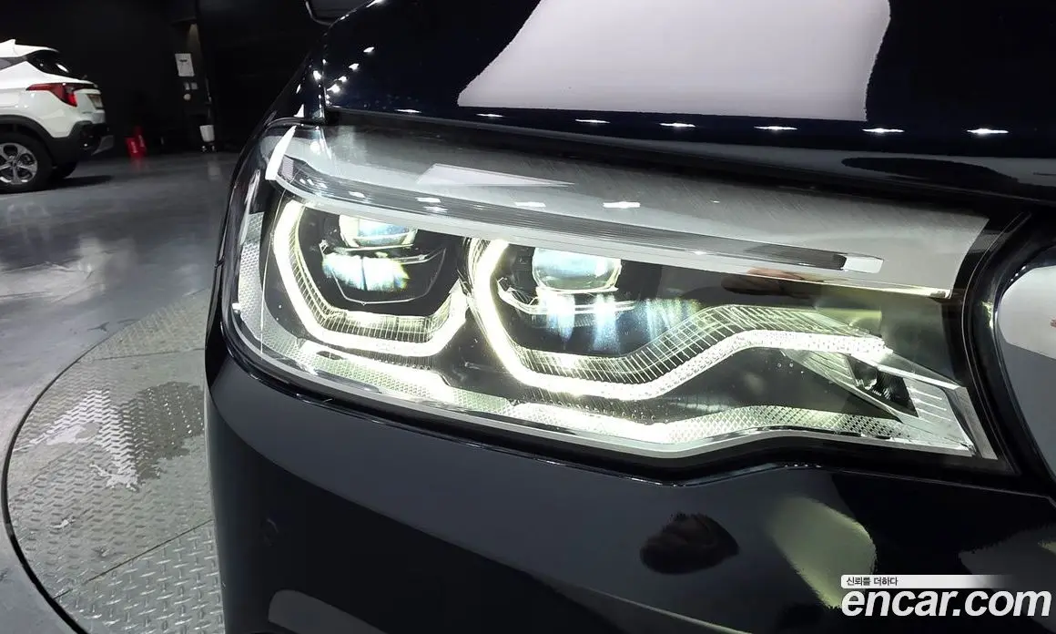 BMW 5 серия 2017 2.0 автомат (гидро), фото 8