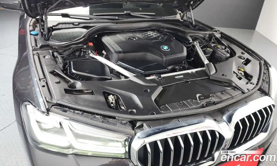 BMW 5 серия 2021 2.0 автомат (гидро), фото 6
