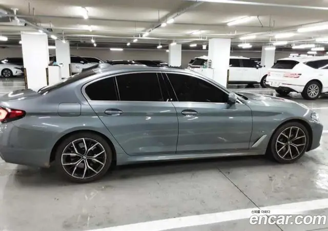 BMW 5 серия 2022 2.0 автомат (гидро), миниатюра 12