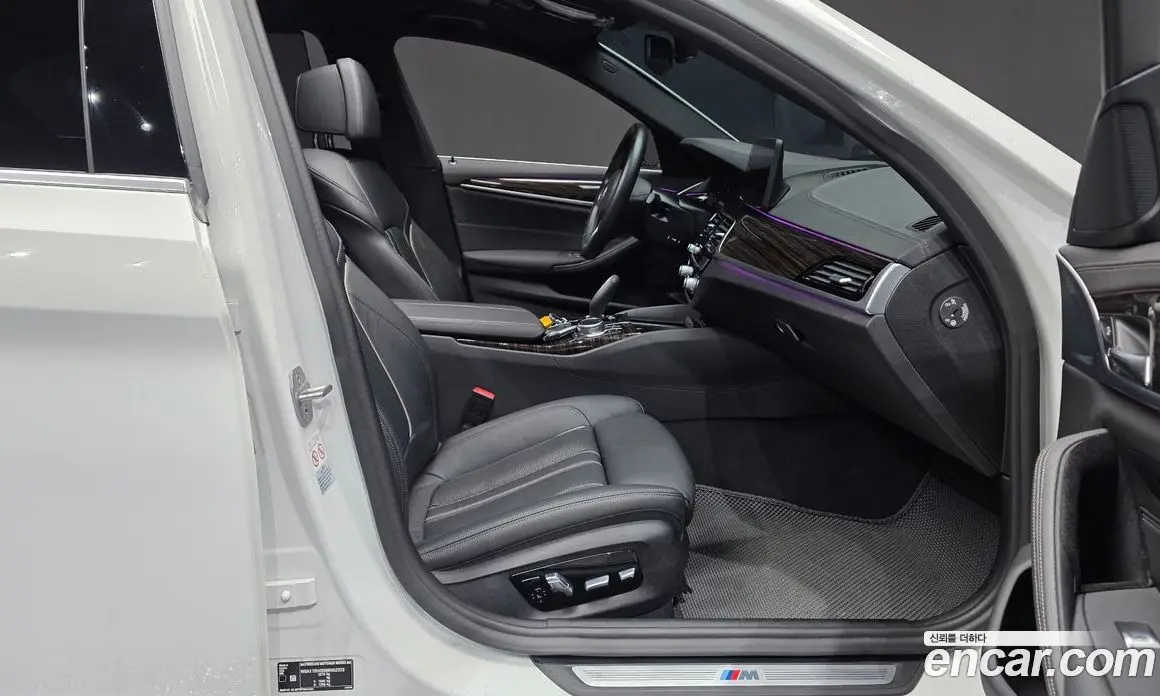 BMW 5 серия 2022 2.0 автомат (гидро), фото 16
