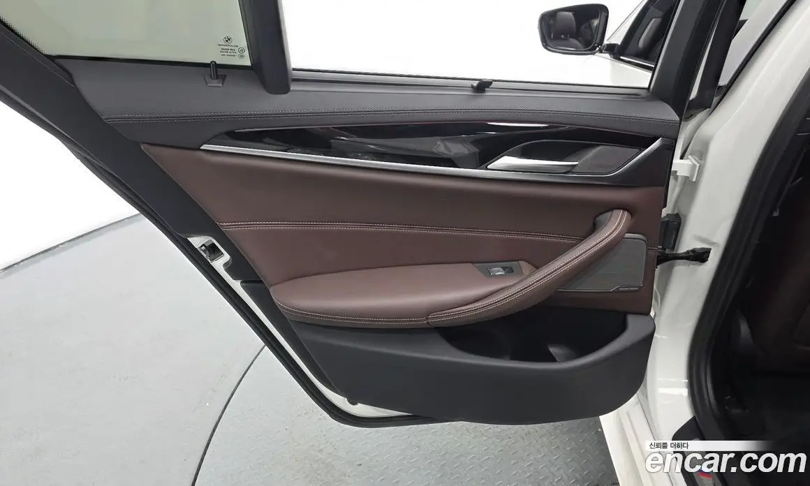 BMW 5 серия 2023 2.0 автомат (гидро), фото 15
