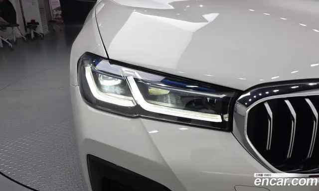 BMW 5 серия 2023 2.0 автомат (гидро), миниатюра 8
