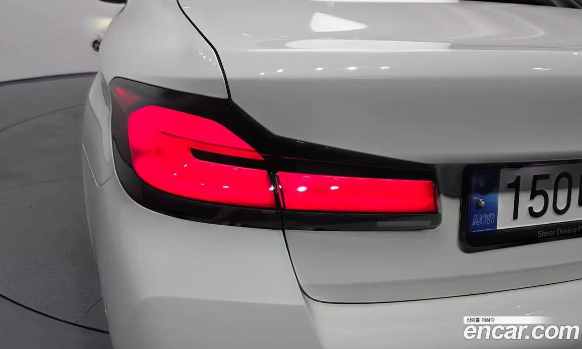 BMW 5 серия 2023 2.0 автомат (гидро), фото 9