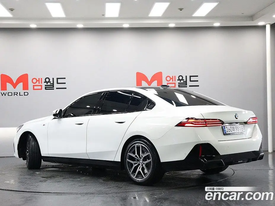 BMW 5 серия 2024 2.0 автомат (гидро), фото 3