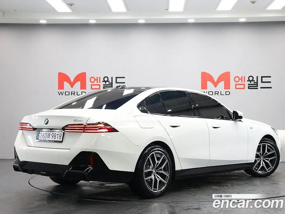 BMW 5 серия 2024 2.0 автомат (гидро), фото 4