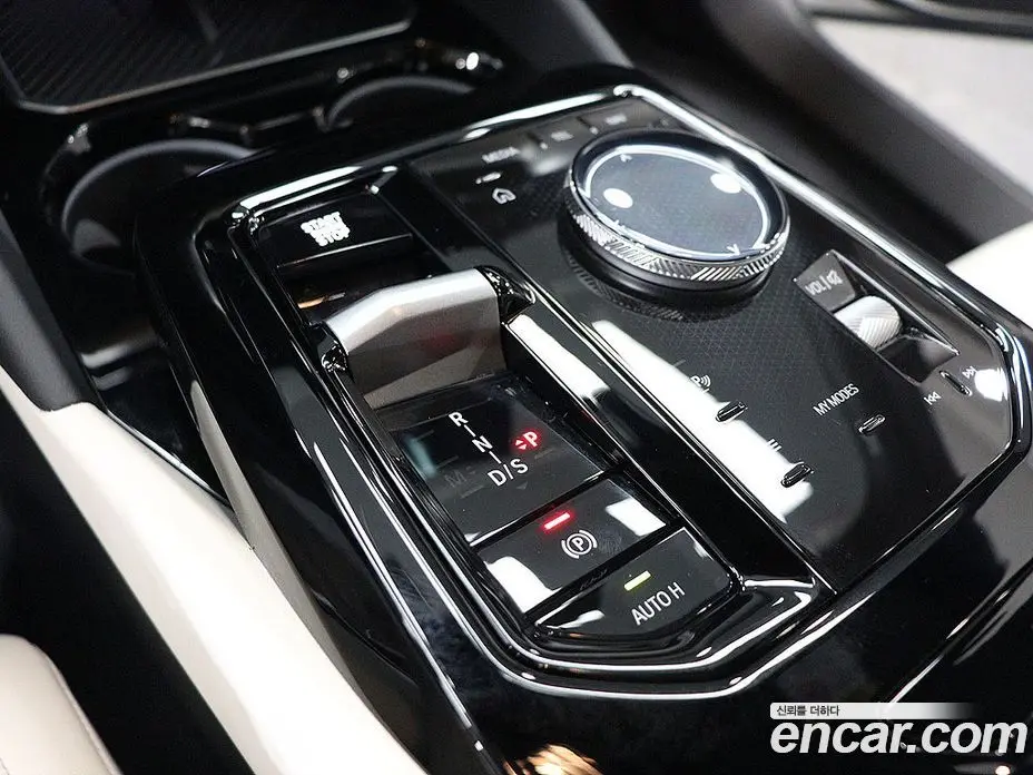 BMW 5 серия 2024 2.0 автомат (гидро), фото 9