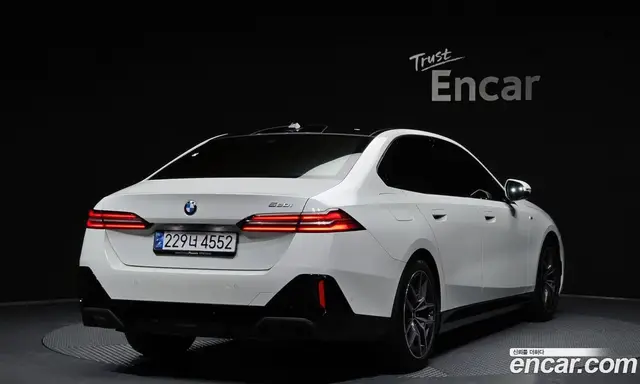BMW 5 серия 2024 2.0 автомат (гидро), миниатюра 2