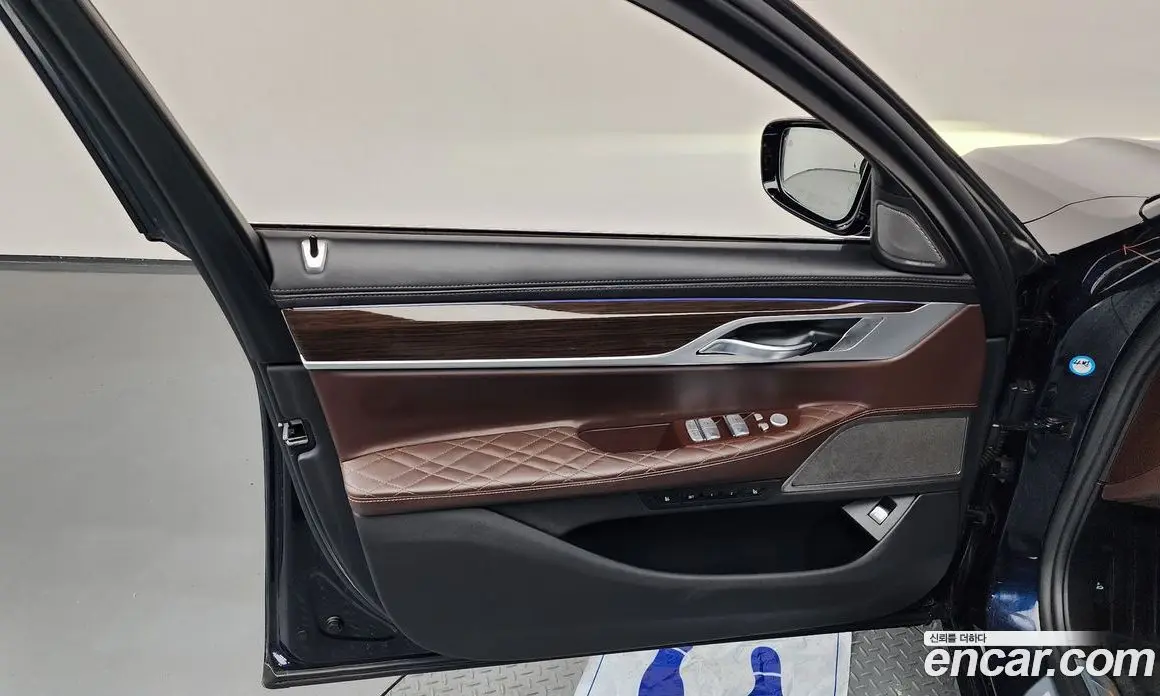 BMW 7 серия 2019 3.0 автомат (гидро), фото 14