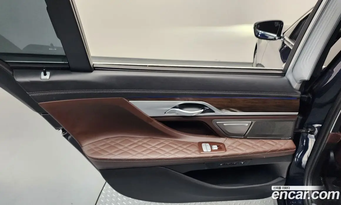 BMW 7 серия 2019 3.0 автомат (гидро), фото 15