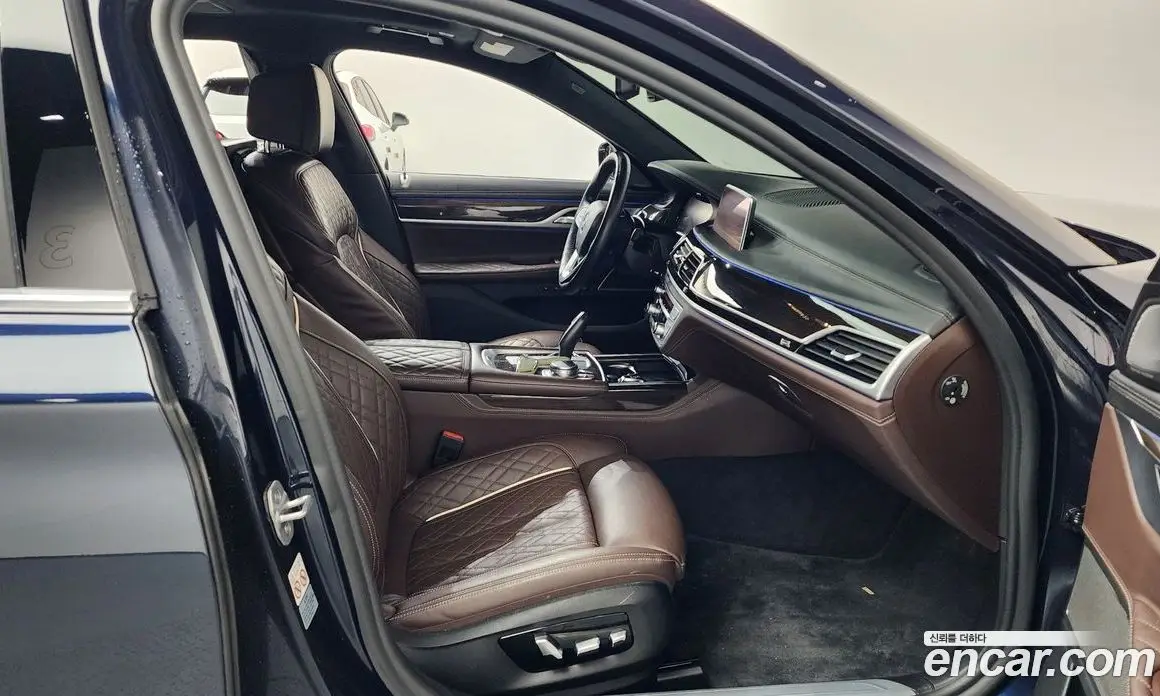 BMW 7 серия 2019 3.0 автомат (гидро), фото 16
