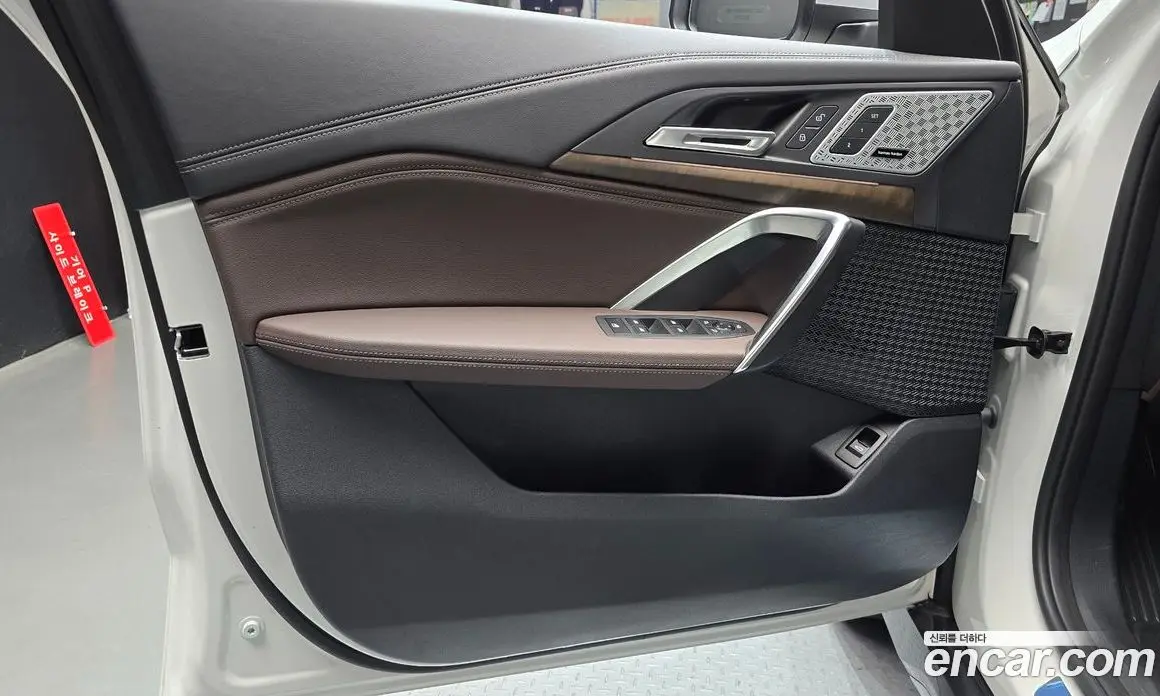 BMW X1 2023 2.0 автомат (гидро), фото 14