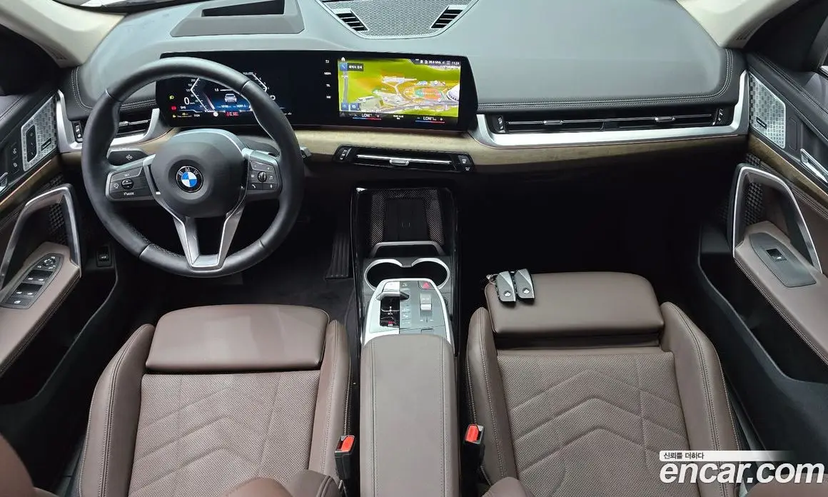 BMW X1 2023 2.0 автомат (гидро), фото 10
