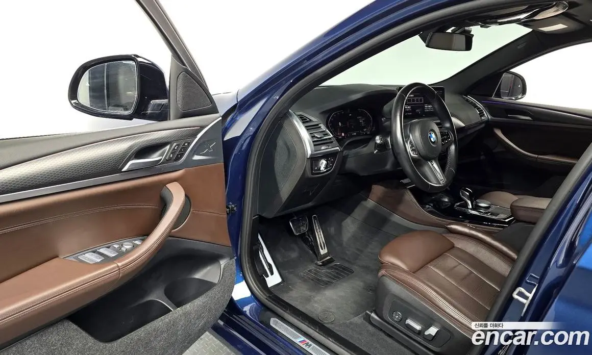 BMW X4 2023 2.0 автомат (гидро), фото 13