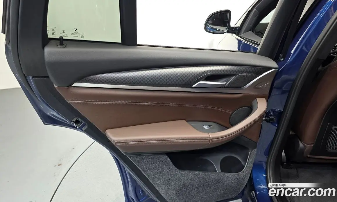 BMW X4 2023 2.0 автомат (гидро), фото 15
