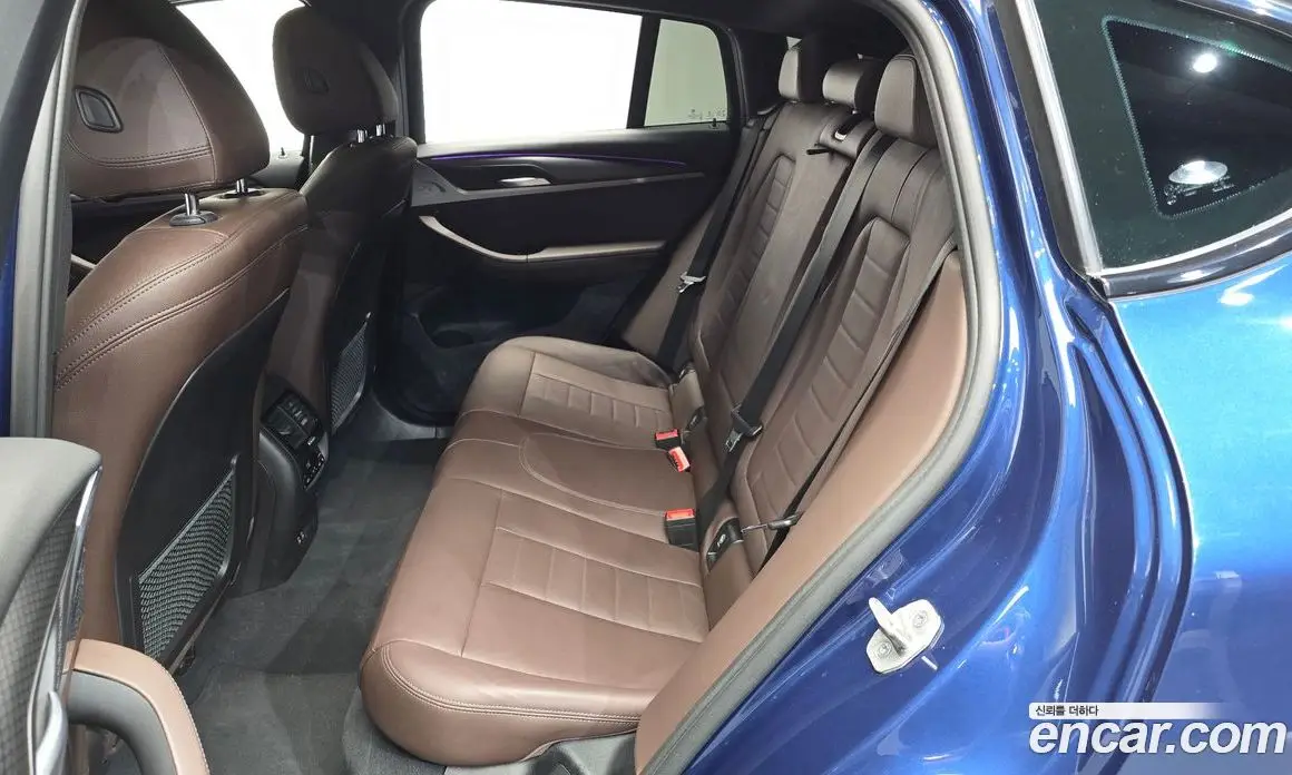 BMW X4 2023 2.0 автомат (гидро), фото 17