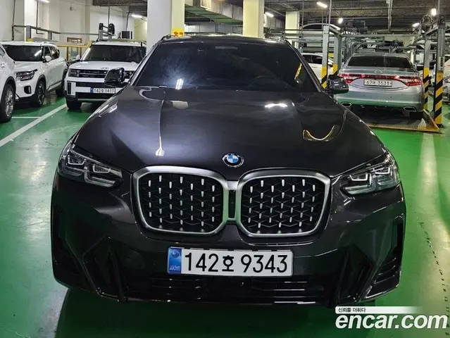 BMW X4 2025 2.0 автомат (гидро), миниатюра 1