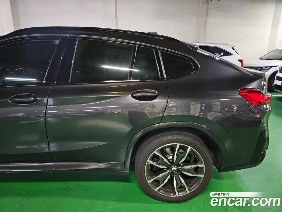 BMW X4 2025 2.0 автомат (гидро), фото 3