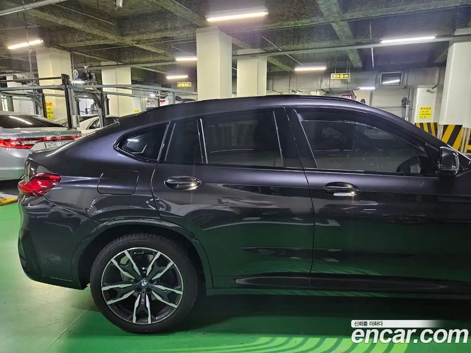 BMW X4 2025 2.0 автомат (гидро), фото 5