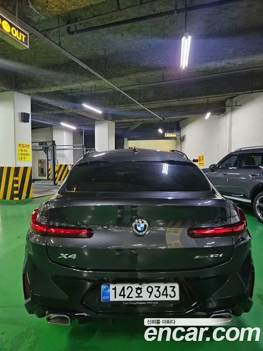 BMW X4 2025 2.0 автомат (гидро), миниатюра 6
