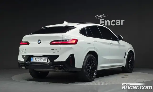 BMW X4 2025 2.0 автомат (гидро), миниатюра 2