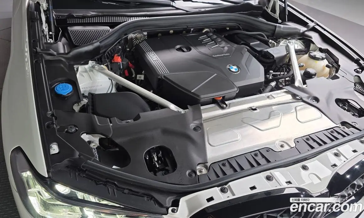 BMW X4 2025 2.0 автомат (гидро), фото 6