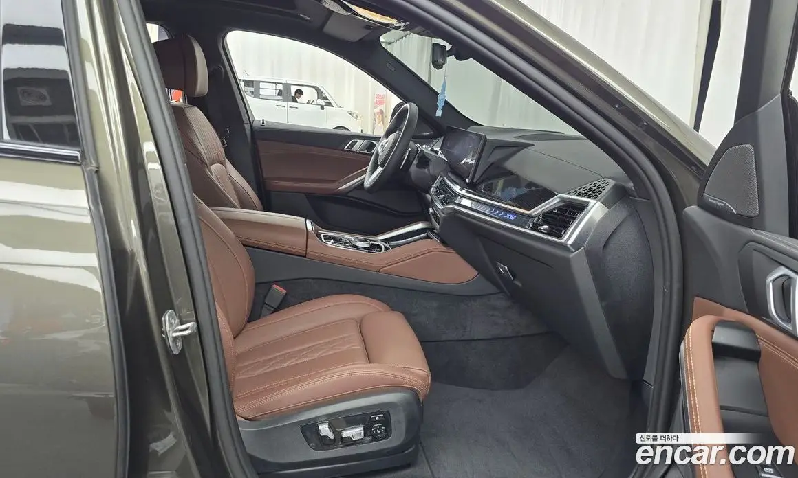 BMW X6 2025 3.0 автомат (гидро), фото 16