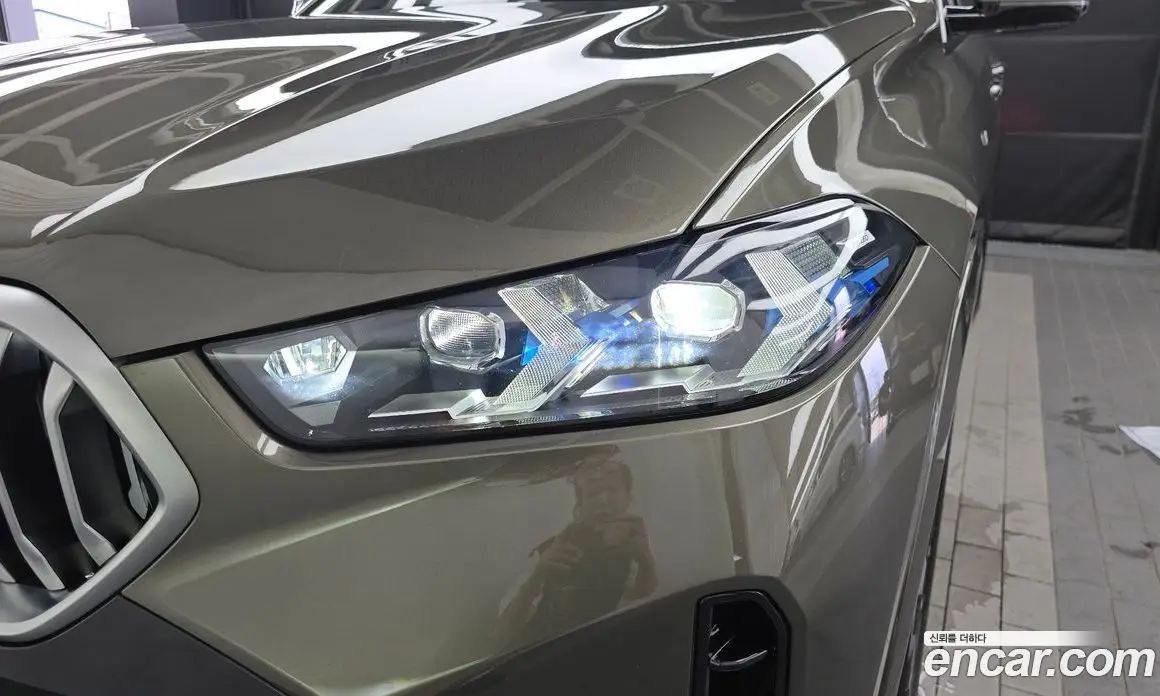 BMW X6 2025 3.0 автомат (гидро), фото 8