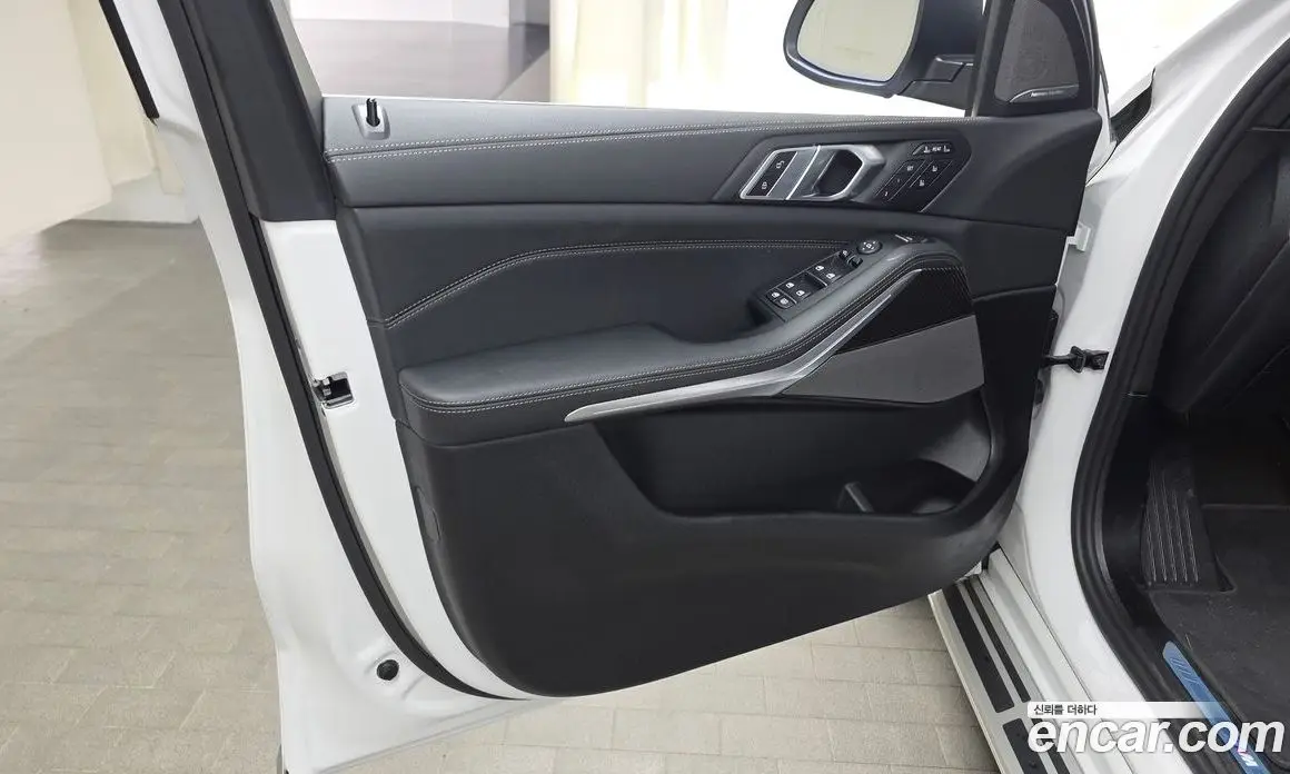 BMW X7 2026 3.0 автомат (гидро), фото 13