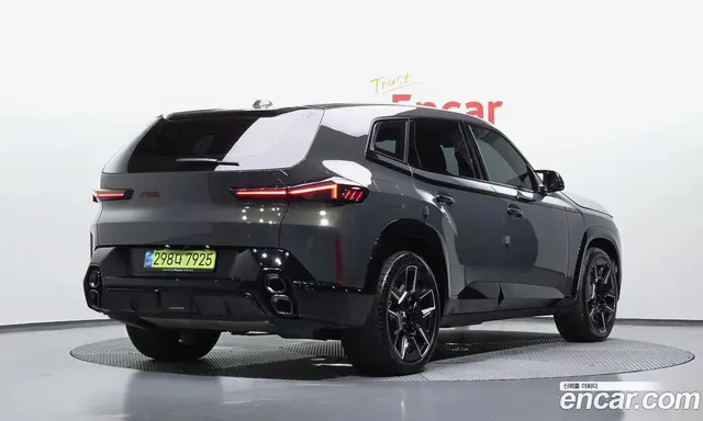 BMW XM 2025 4.4 автомат (гидро), миниатюра 2