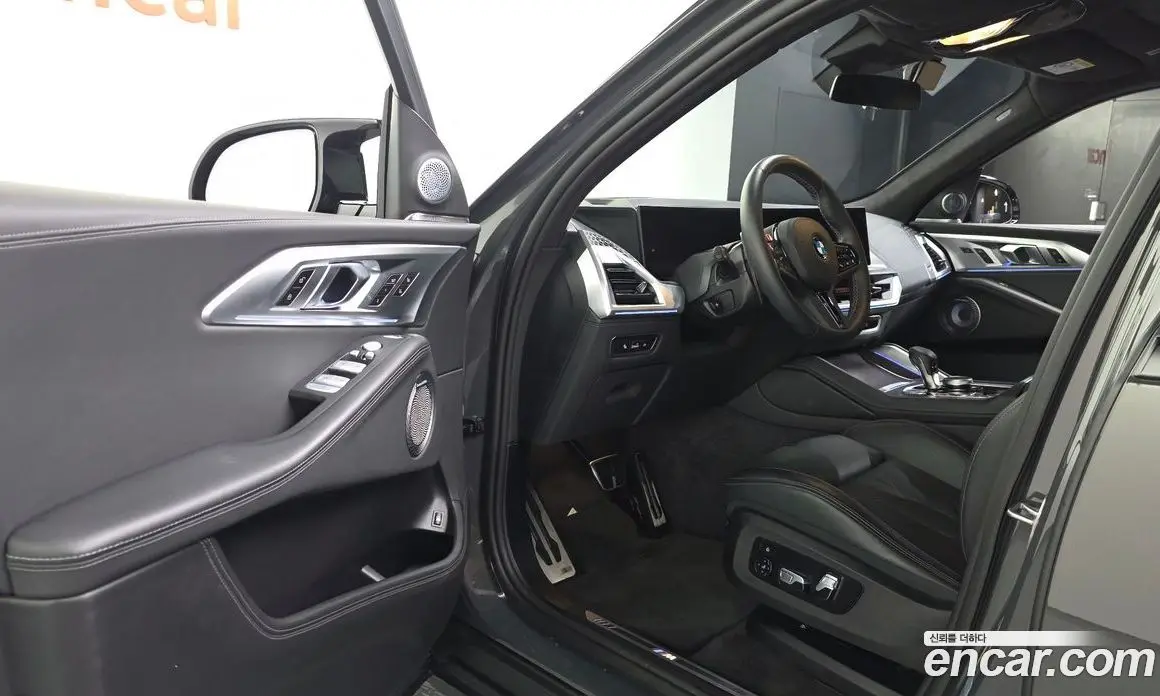 BMW XM 2025 4.4 автомат (гидро), фото 13