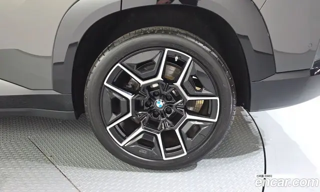 BMW XM 2025 4.4 автомат (гидро), миниатюра 7
